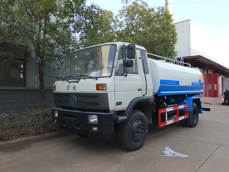程力12噸灑水車(chē) 程力12噸灑水車(chē)