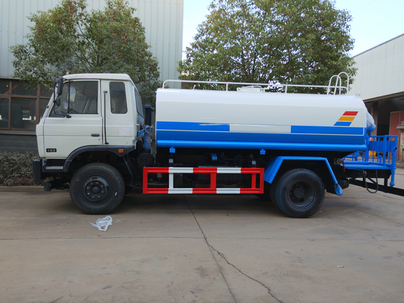 程力12噸灑水車(chē) 程力12噸灑水車(chē)
