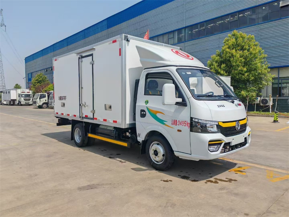 東風(fēng)途逸天然氣柴油兩用冷藏車-小型藍(lán)牌冷藏車 東風(fēng)途逸天然氣柴油兩用冷藏車-小型藍(lán)牌冷藏車